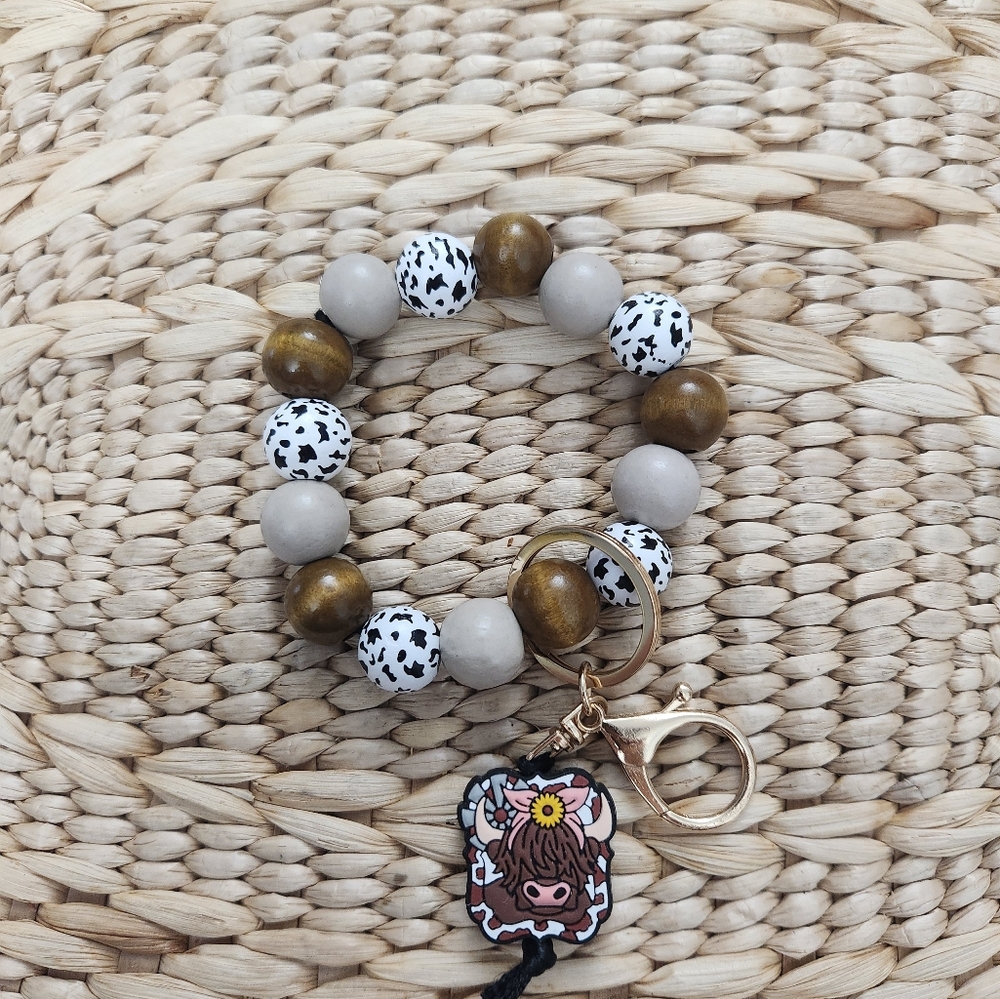 Beaded Keychain Bracelet - Brown, White, Black